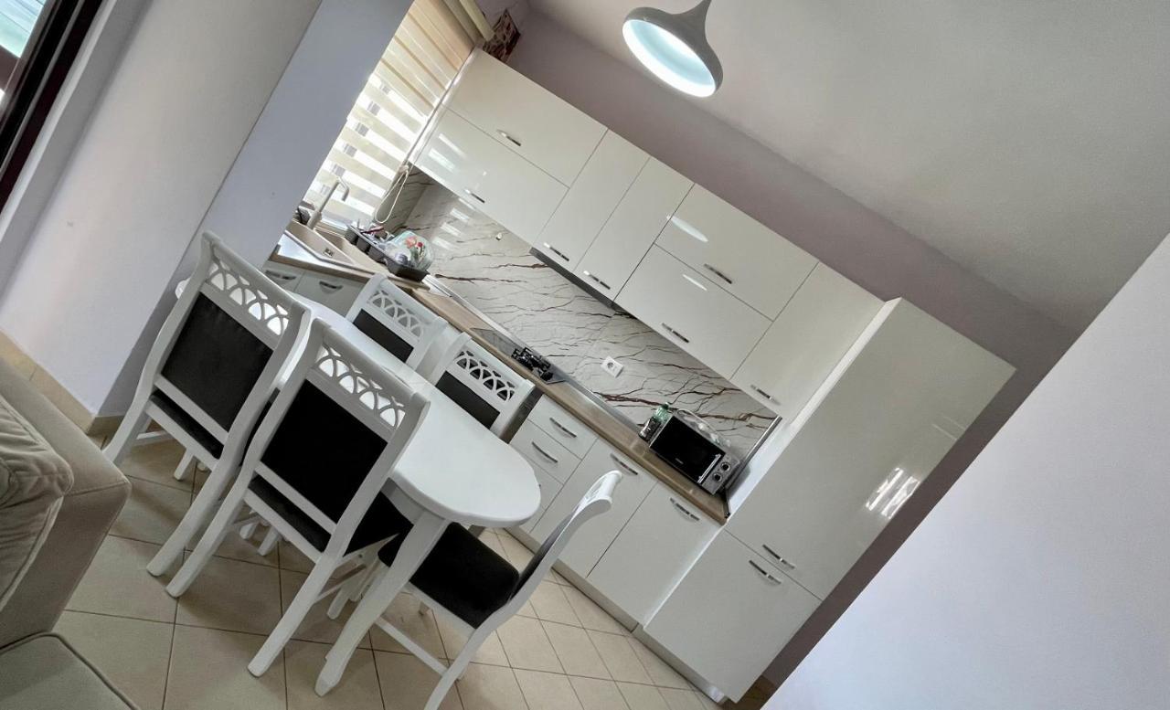 Endri'S Apartments Tiranë Luaran gambar