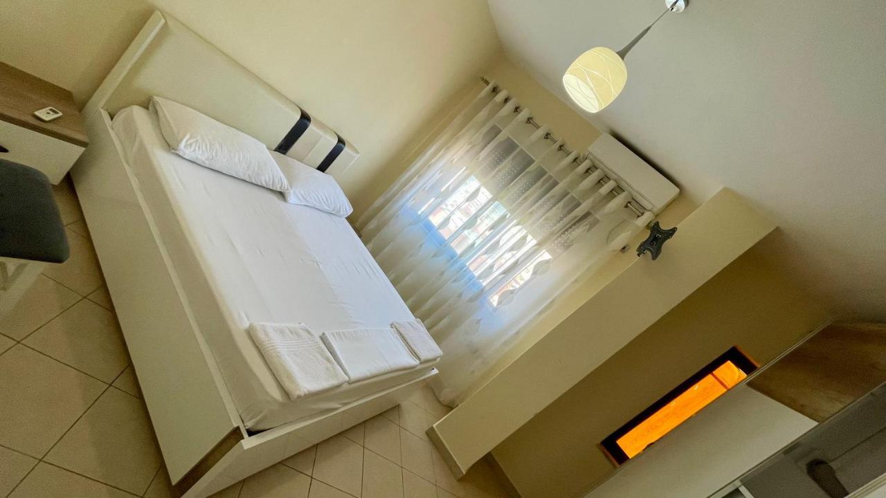 Endri'S Apartments Tiranë Luaran gambar